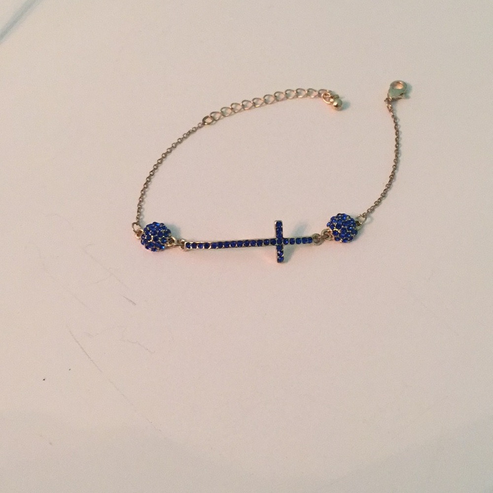 Cross bracelet